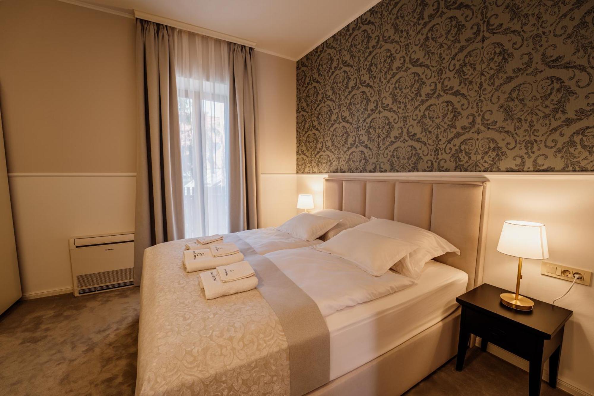 Grand Central Ljutomer ภายนอก รูปภาพ